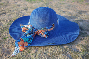 CHAPEAU DE PLAGE ELEGANT EN BLEU