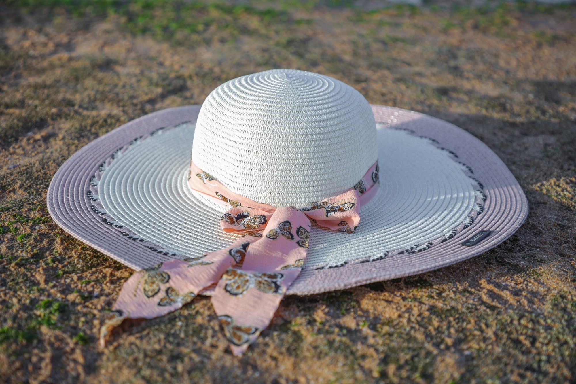 CHAPEAU DE PLAGE ELEGANT EN 2 COULEURS