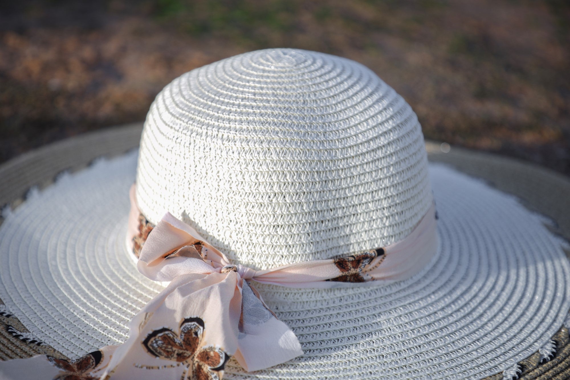 CHAPEAU DE PLAGE ELEGANT EN 2 COULEURS