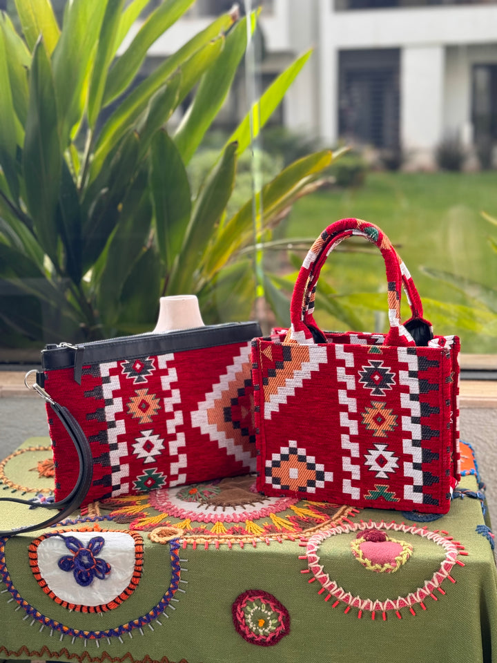 POCHETTE/TROUSSE  BERBERE ROUGE