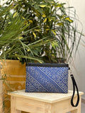 POCHETTE/TROUSSE BRODÉE EN BLEU